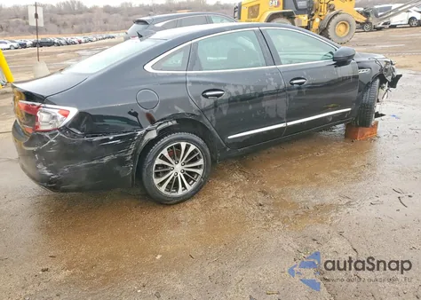 2017 Buick Lacrosse Essence z USA, uszkodzony, nr VIN 1G4ZP5SS6HU208835